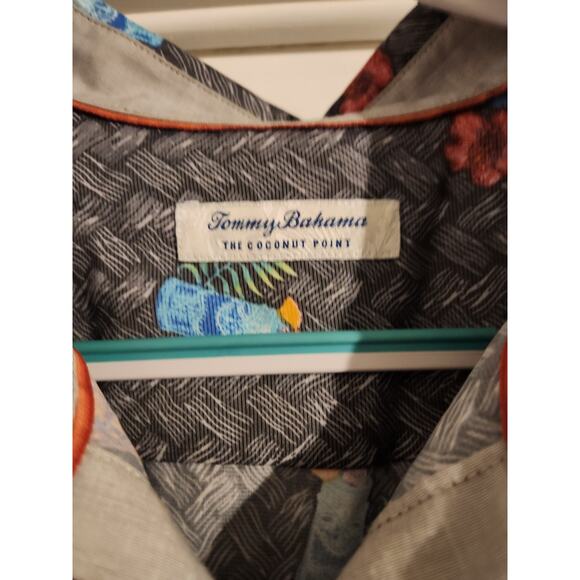 Tommy Bahama Shirt Mens XL Button Up Short Sleeve Hawaiian - Picture 3 of 6